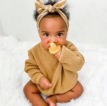 Load image into Gallery viewer, Itzy Ritzy Teensy Teether™ Soothing Silicone Teether Pineapple