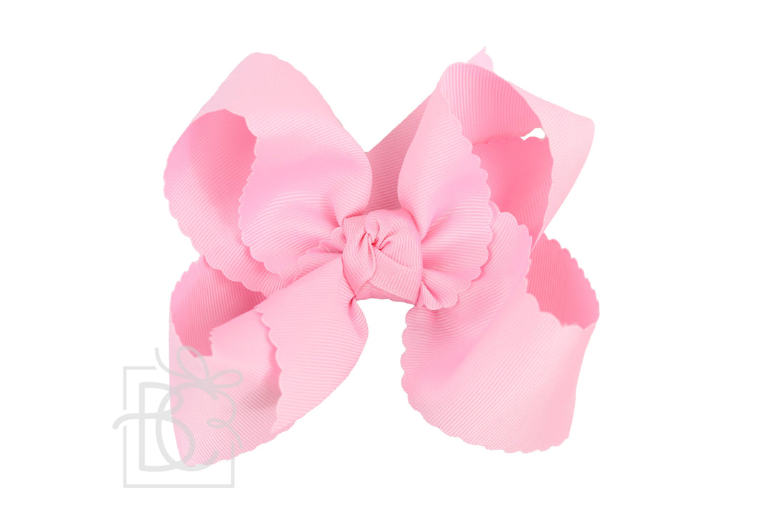 SCALLOPED EDGE BOW: Pink / 5.5